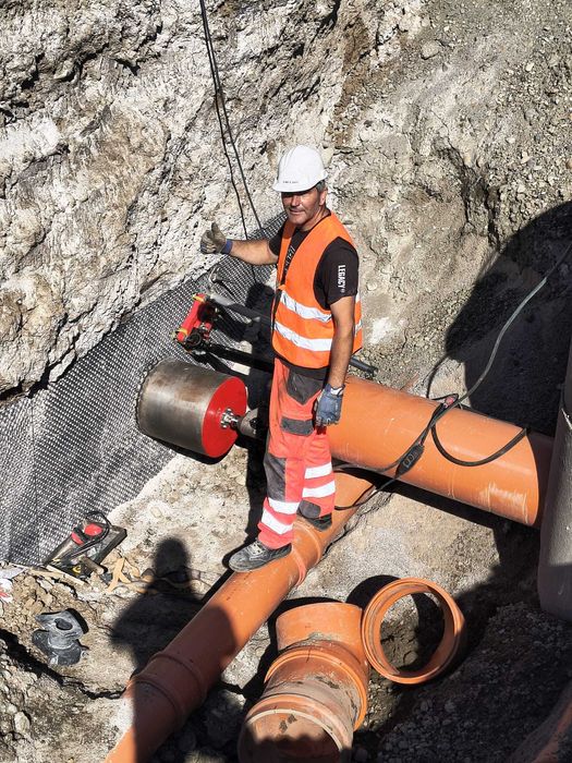 Carotaj, gaura hota centrala, carota