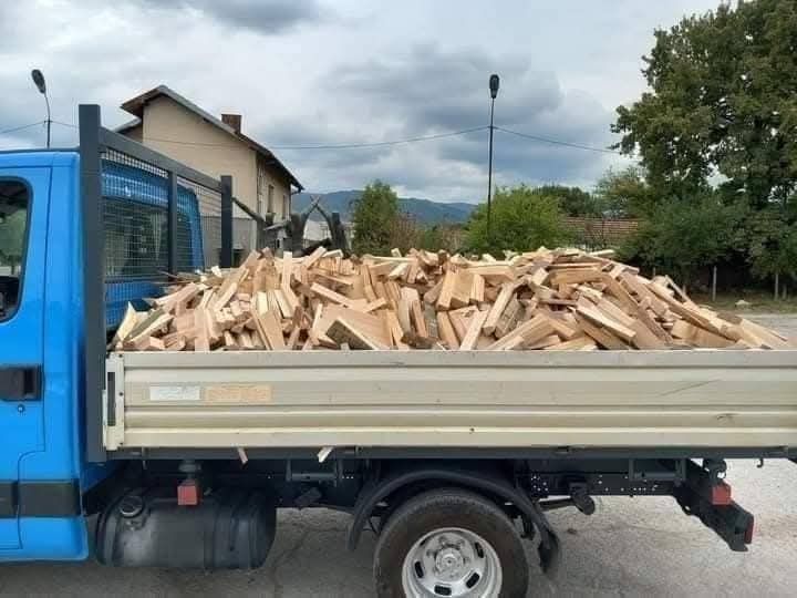 Продавам нарязани Букови Изрезки.