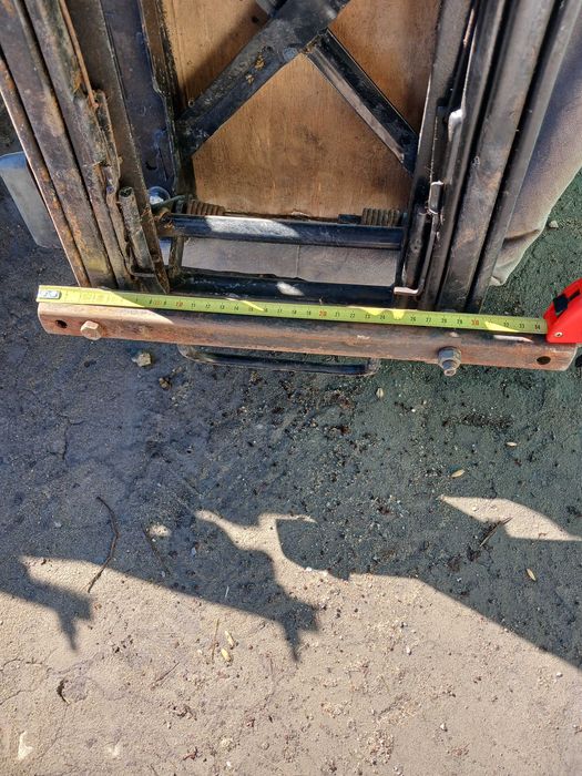 автомобильные кресла .