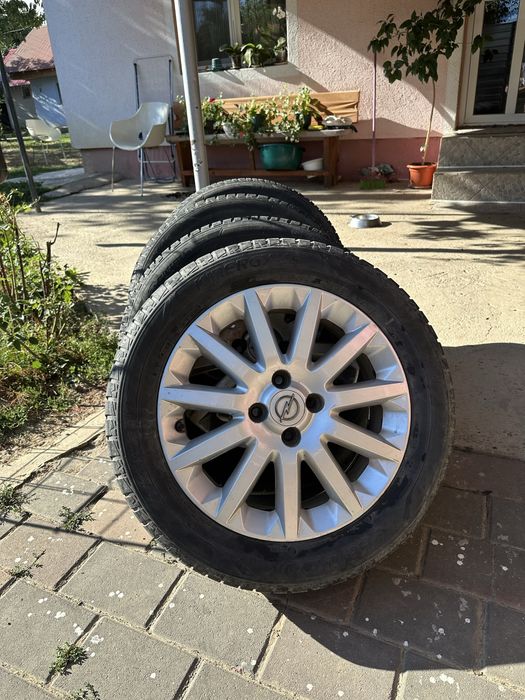 Jante aluminiu +anvelope  205/55 R16 opel