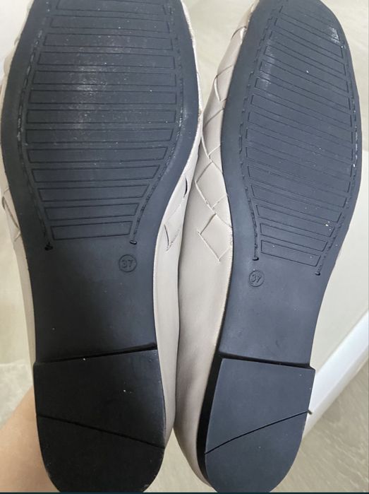 Новые кожаные балетки 37 р