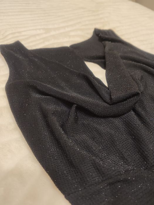 Вечерна черна рокля