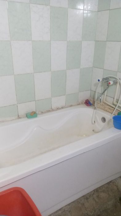 1 xonali uy sotiladi