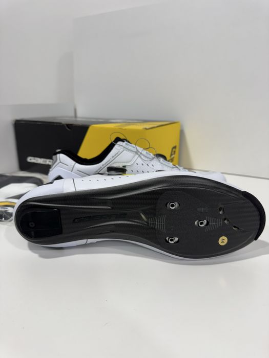 обувки за колоездене Gaerne Carbon G.STL White