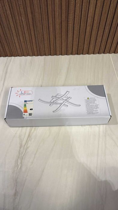 Plafoniera cu telecomanda noua