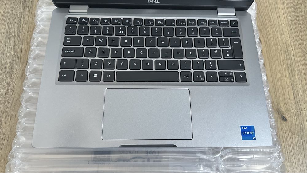 Лаптоп Dell Latitude 5320 FHD 13.3” Intel i5-1145G7 16GB RAM 256GB SSD