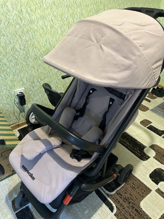 Продам коляску Easywalker