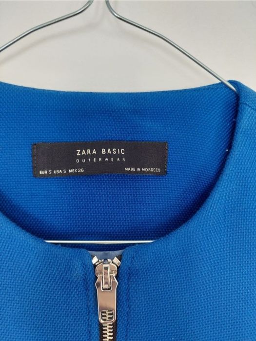 Дамско сако на ZARA. Размер S.