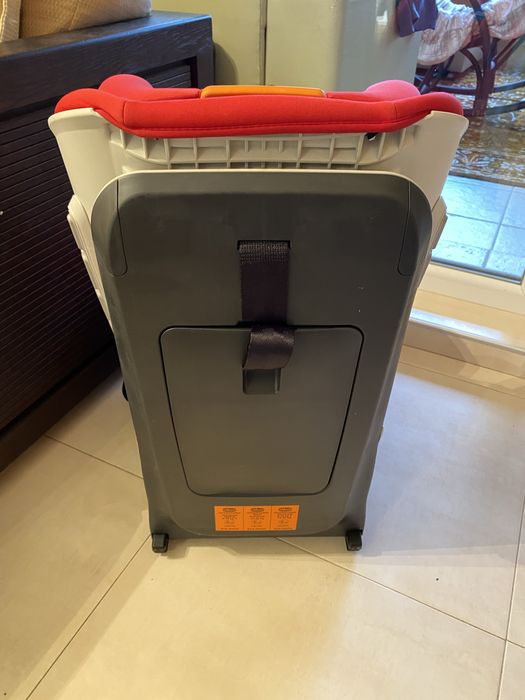 Столче за кола Chicco YOUNIVERSE FIX 9-36кг