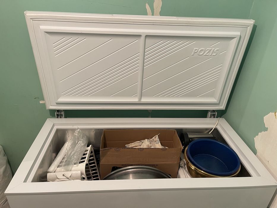 Морозильник в хоршем состяний