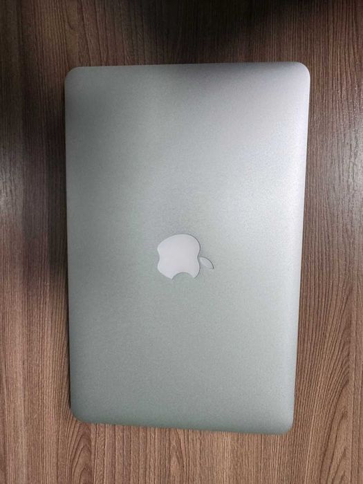 Ноутбук Apple MacBook Air 11 дюймов 2015 года (103\2574) Алматы