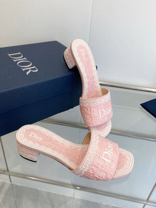 НАМАЛЕНИЕ ДО 15 Дамски розови чехли Dior Dantelle