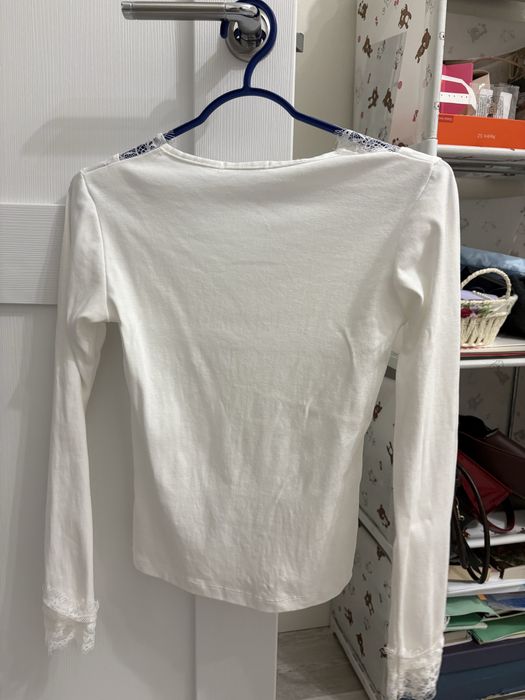 Лонгслив под intimissimi