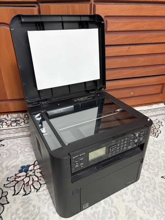 Canon mf261dw printer scaner kserokopiya orqa oldi pechat holati ideal