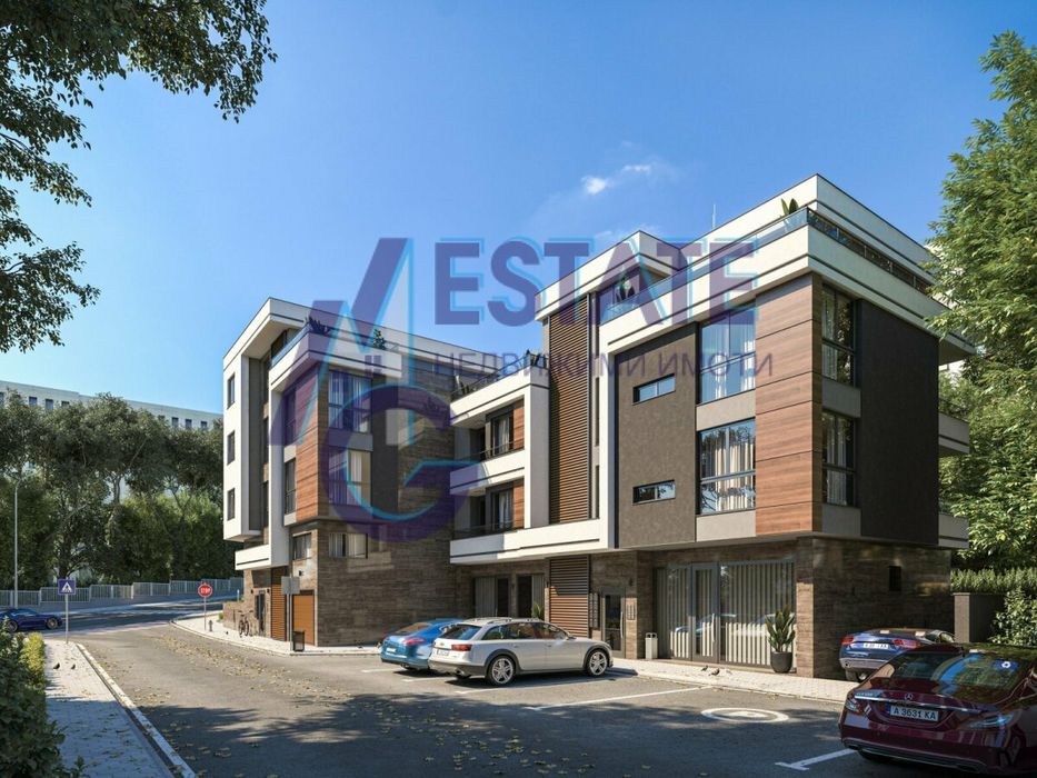 Продава се Тристаен апартамент в Бургас, Зорница - 114 кв.м за 987 €/кв.м - Снимка #1