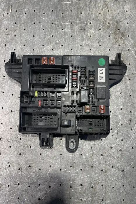 Panou sigurante si relee Opel Insignia 2009