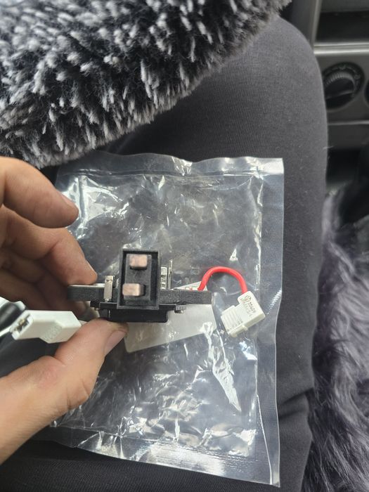 Регулятор напряжение на генератор  6500