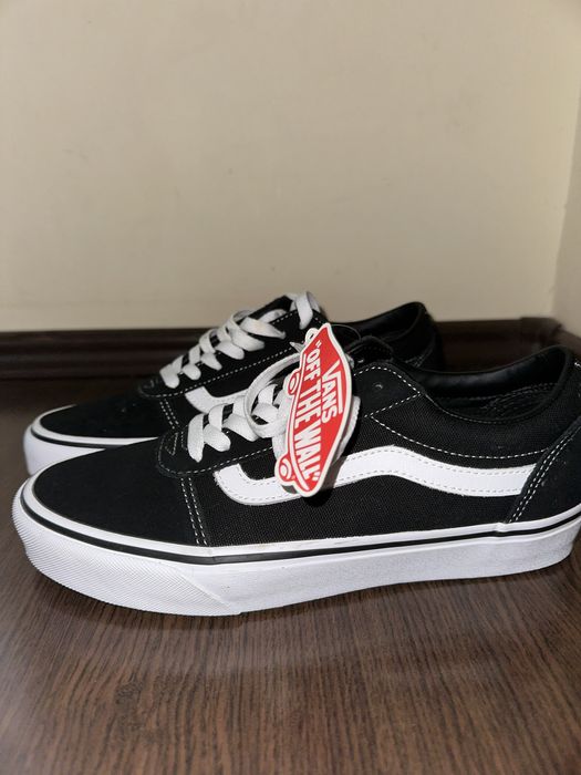 Vand adidasi vans