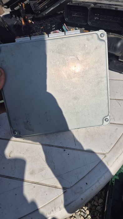 Оправление на Двигател за Тойота Авенсис Т25 2.2 D.Cat