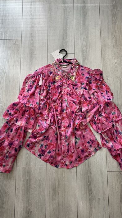 Красива и ефектна дамска риза универсален размер