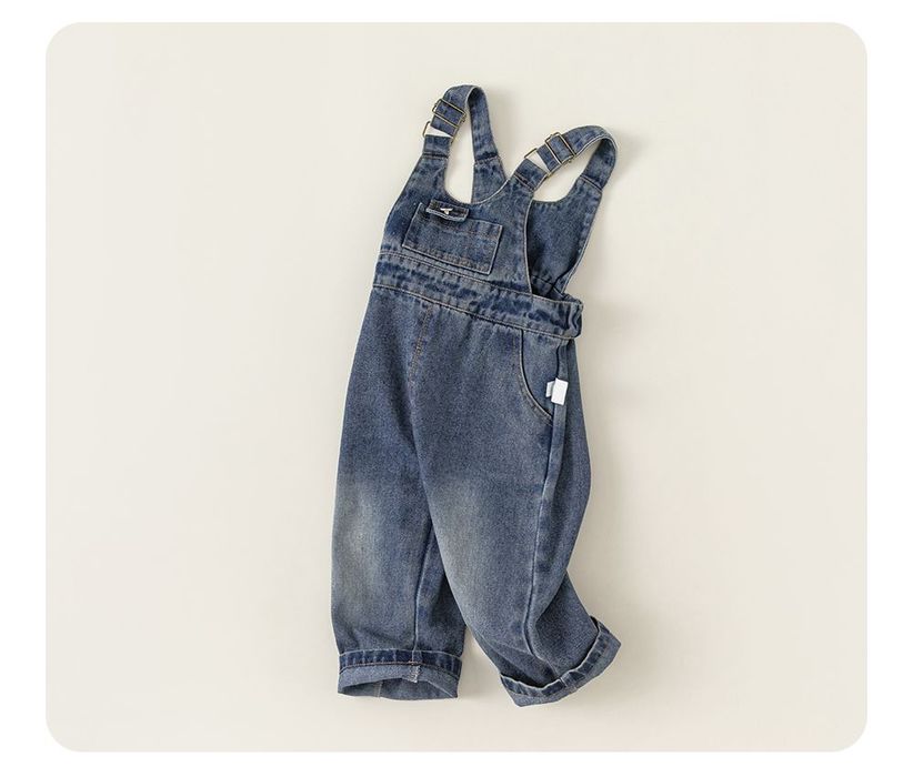 Джинсовый комбинезон