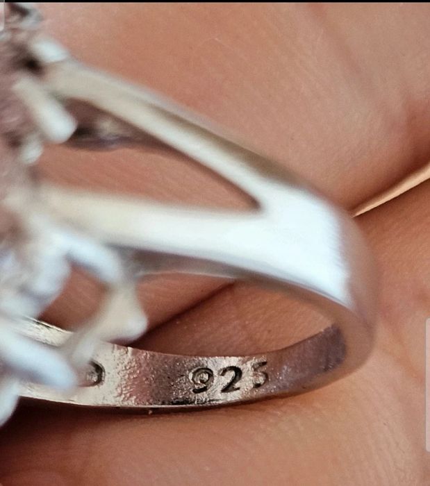 Inel nou superb din argint ștantat 925