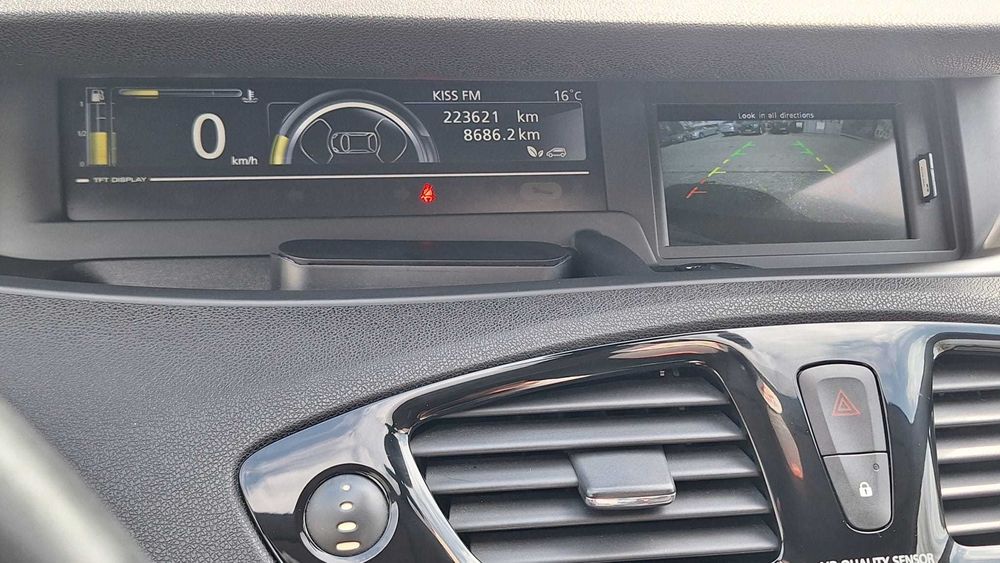 Vind Renault SCENIC 2012