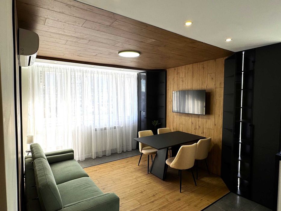 Дава се под наем Тристаен апартамент в София, Гоце Делчев - 75 кв.м за 329900 € - Снимка #3