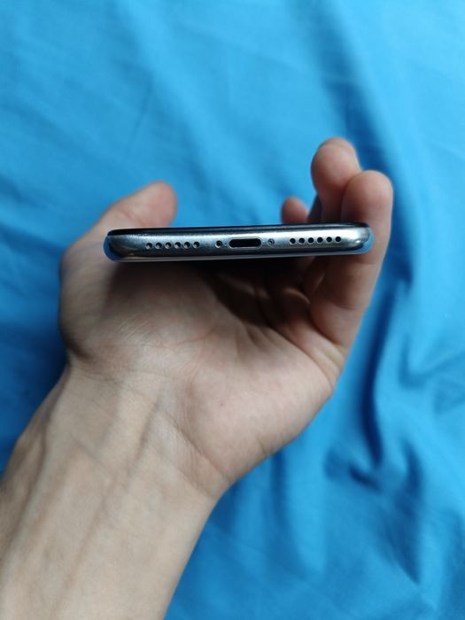 Iphone X  10 64 гб