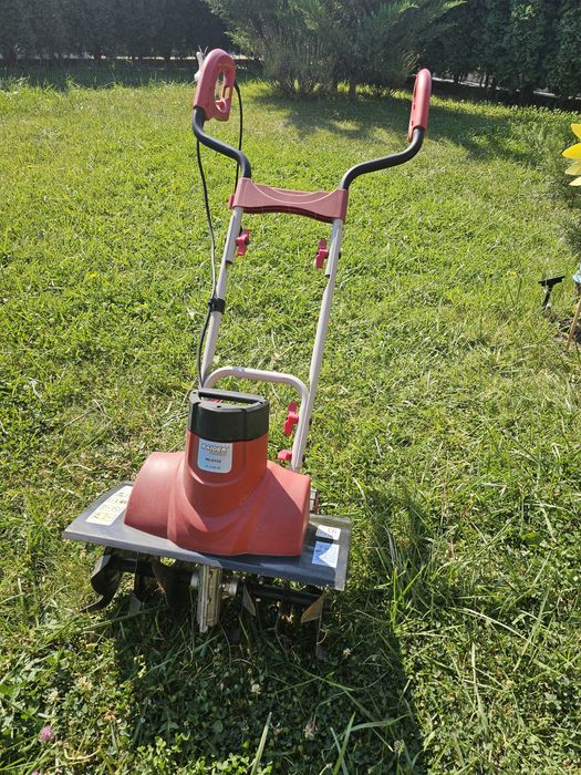 Електрическа фреза RD-ET02 1500W 40см