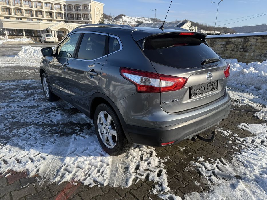 Nissan qashqai 2015 Diesel Camera mansalier/Navigatie