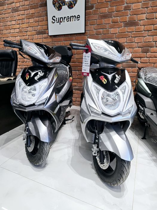 Skuter TANK "Meteor brendi ostida 1 qo'ldan