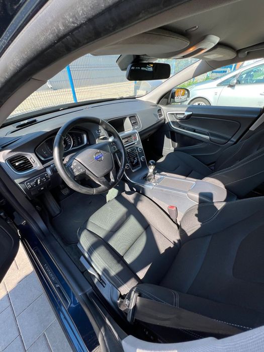 Volvo V60 Volvo V60 D2 2015