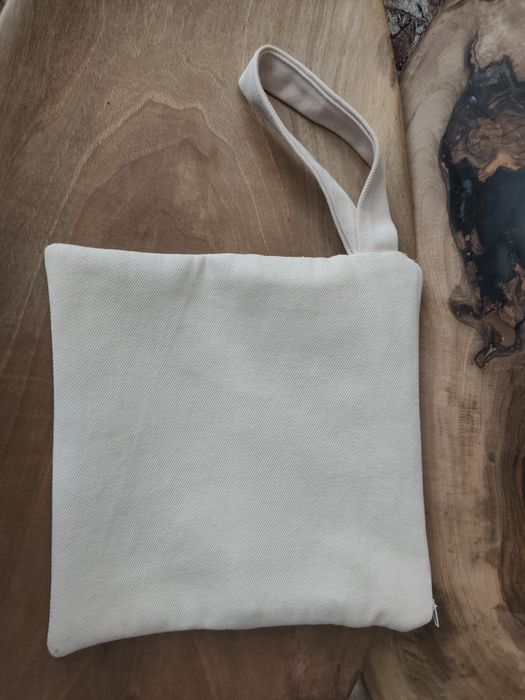 Дънкова чанта за китка