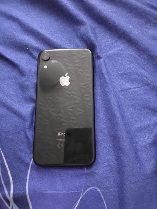 Продам айфон хр 64гб