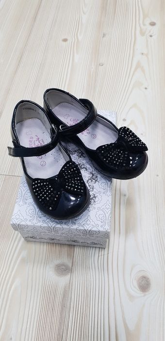 Обувь для девочек 27-28-30