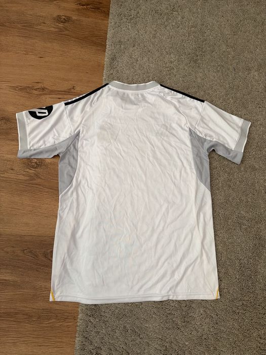 Tricou real madrid first kit