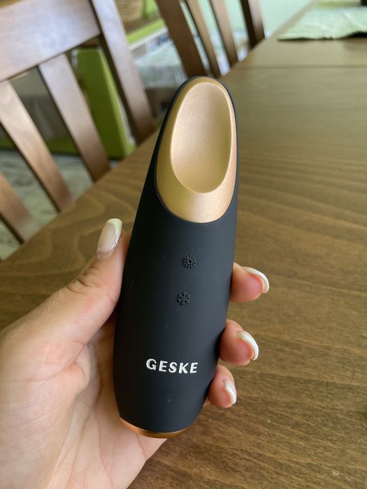 Уред за кръгове под очите GESKE