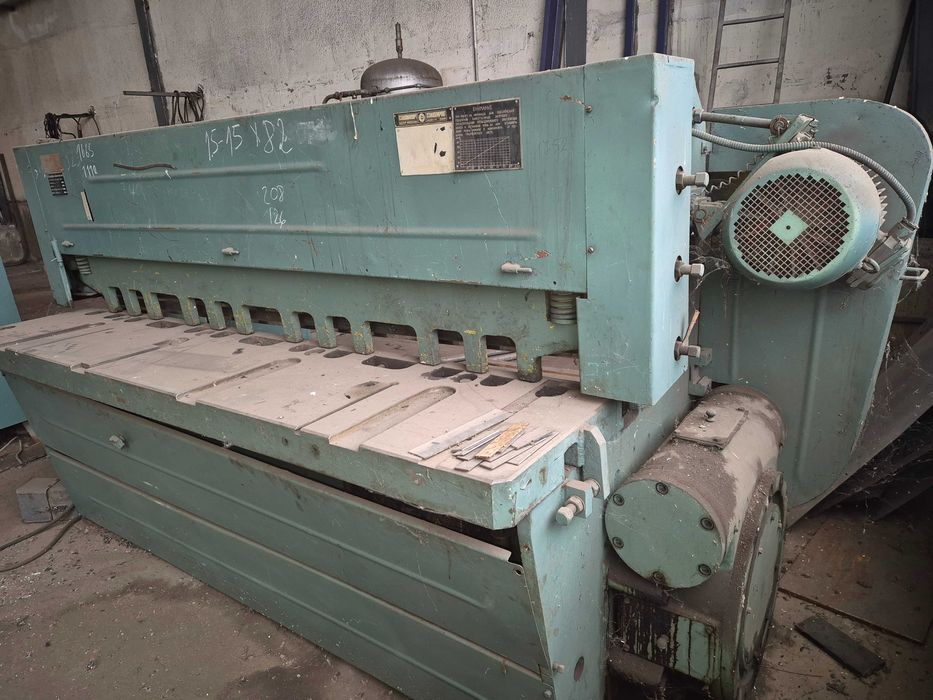 Гилотина за ламарина