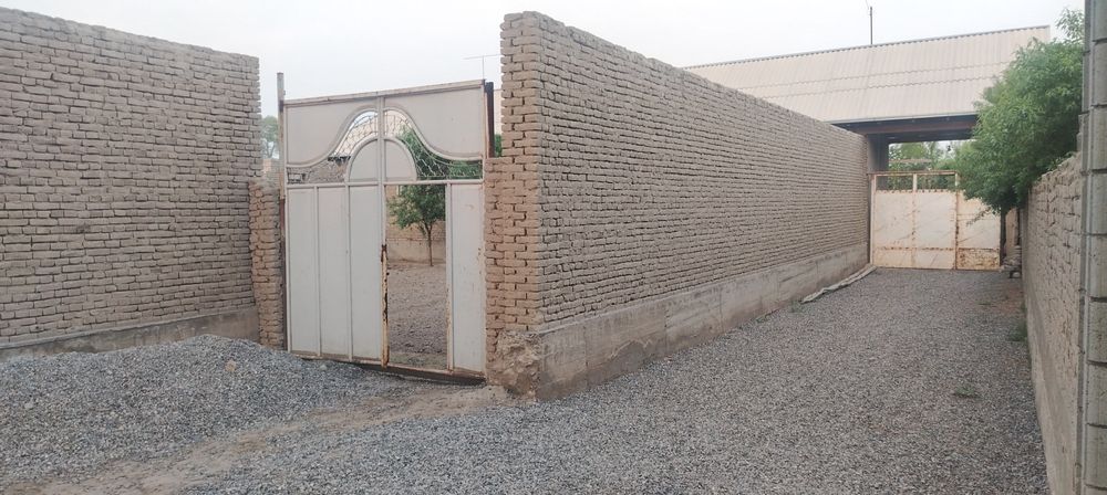 uy sotiladi tayor joy