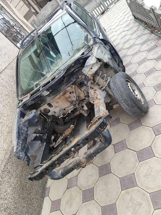 Спейс стар 2001 на запчасти