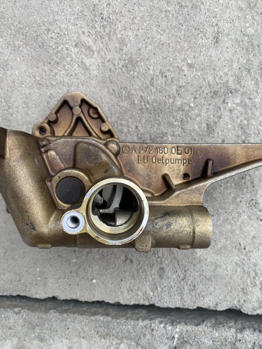 Продам масляный насос