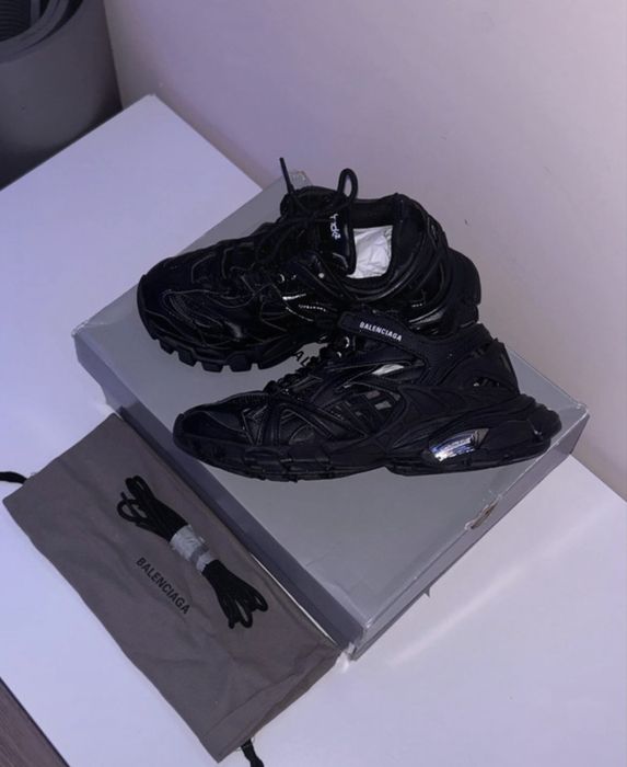*NOU* Balenciaga Track