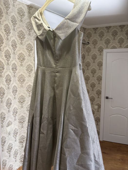 Платье на выпускной , на вечер