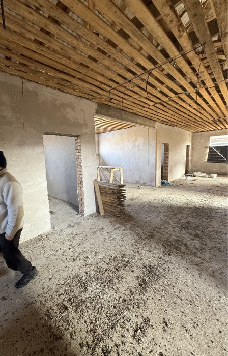 Продается дом с земельным участком