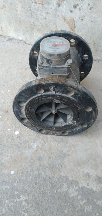 Suv Hisoblagich (счётчик) zudlik bilan sotiladii narxini kelishamiz