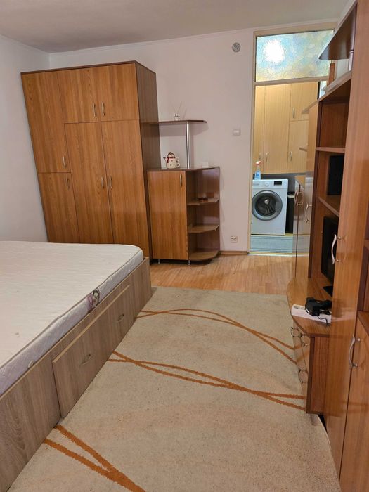 Garsoniera de inchiriat pe str Petre Ispirescu-direct proprietar