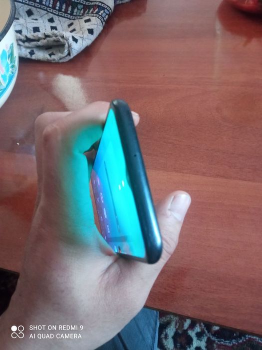 Samsung a20 sotiladi