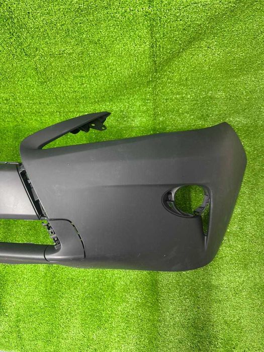 Бампер на Lexus RX передний