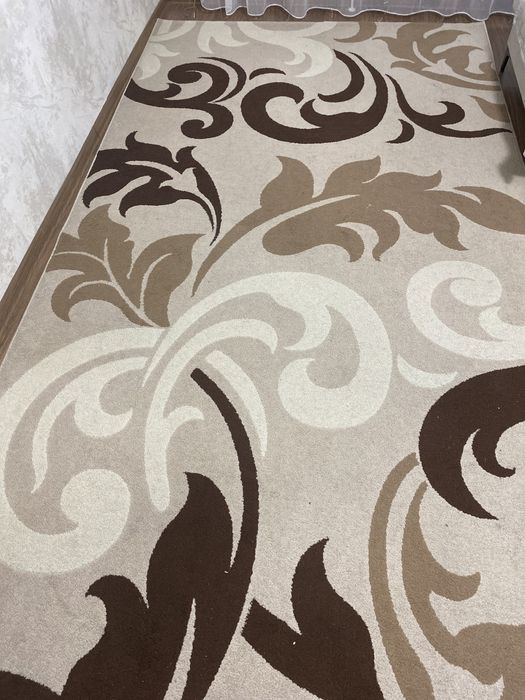 Продам ковер 2/4